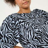 KCIVENA - Bluse i stræk stof - Blå/sort