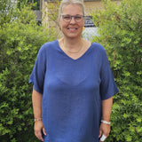 Bluse "SMarna" SAMME BLÅ FARVE SOM BUKSER/TOP - Blå